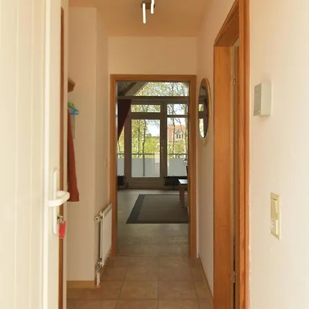 Apartment Am Waldrand - Für 4 Personen Mit Balkon - Bernstein *